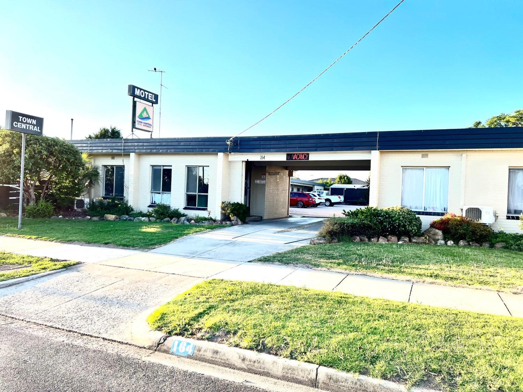 Bairnsdale Town Central Motel Dış mekan fotoğraf
