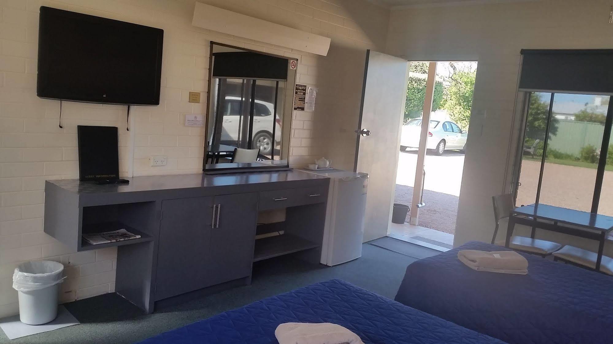 Bairnsdale Town Central Motel Dış mekan fotoğraf